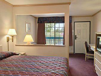 Executive Inn&suites 3*